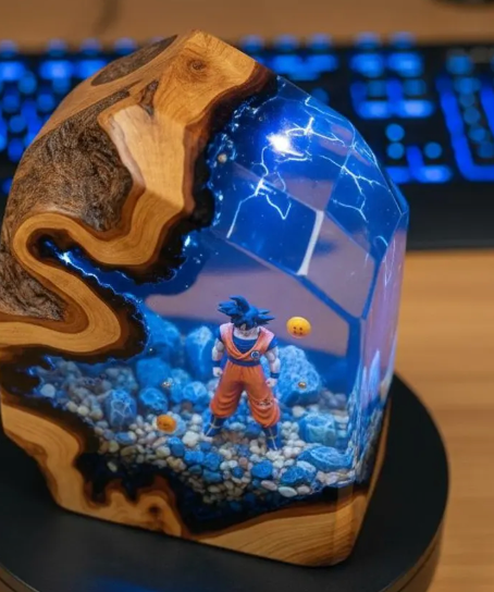Goku Resin Lamp